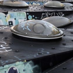 9  DSC1022 Walk Zch Line Green HDTV